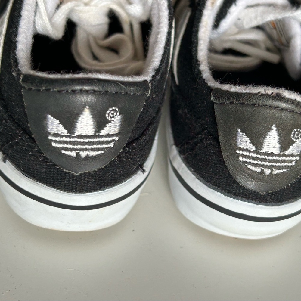 ADIDAS baby ADIFIT black shoes in like new condition size 3K - Picture 6 of 7